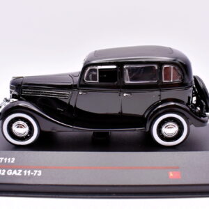 Modellino auto scala 1:43 IST112 GAZ 11-73 diecast modellismo collezione