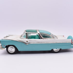 Modellino auto scala 1:43 ford fairlane crown victoria road signature diecast modellismo statico