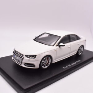 Modellino auto scala 1:43 audi S4 sedan spark model modellismo statico collezione