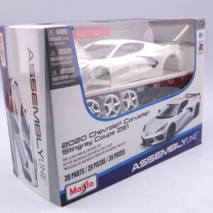 Modellino auto kit di montaggio model kit CHEVROLET CORVETTE STINGRAY COUPE Z51 1:24 modellismo
