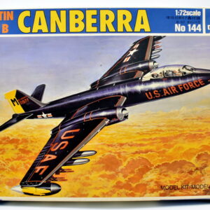 Modellini aerei model kit montaggio MARTIN B-57 B CANBERRA italeri scala 1:72 modellismo
