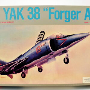 Modellini aerei model kit montaggi YAK 38 FORGER A hobby craft scala 1:72 modellismo