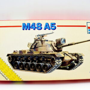 Modellino model kit montaggio carri armati tank M48 A5 esci scala 1:72 modellismo