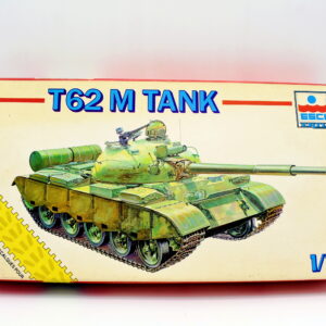 Modellino model kit montaggio carri armati tank T62 M TANK esci scala 1:72 modellismo