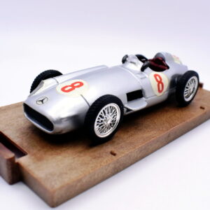 Modellino auto scala 1:43 mercedes hp 295 racing Brumm diecast modellismo statico
