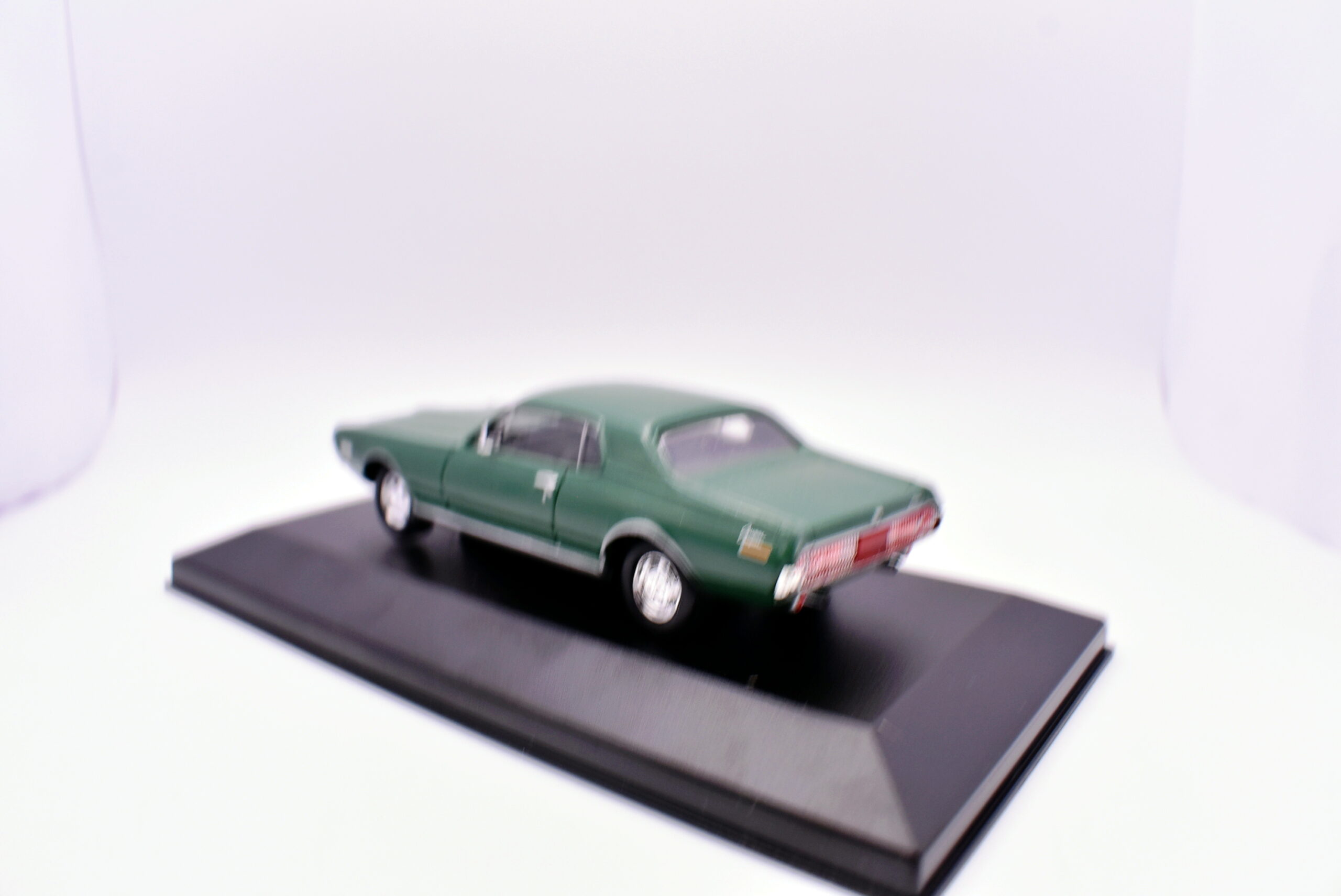 Modellino auto scala 1:43 mercury cougar modellismo da collezione - immagine 4