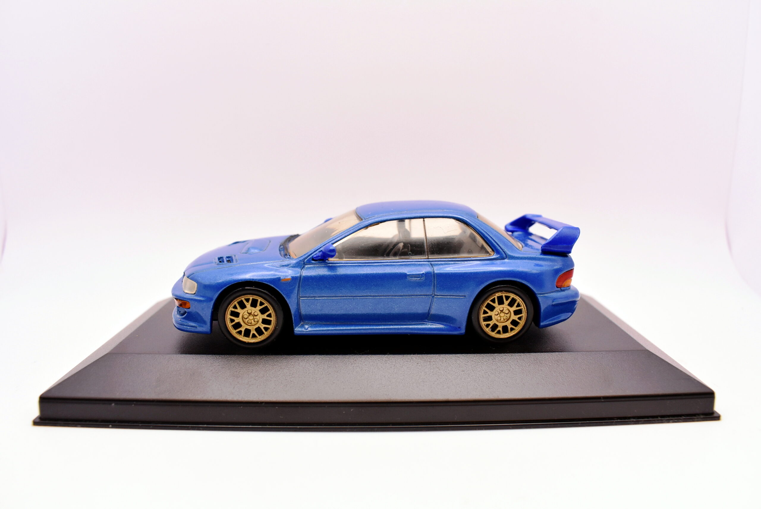 Modellino auto scala 1:43 subaru impreza modellismo da collezione - immagine 3