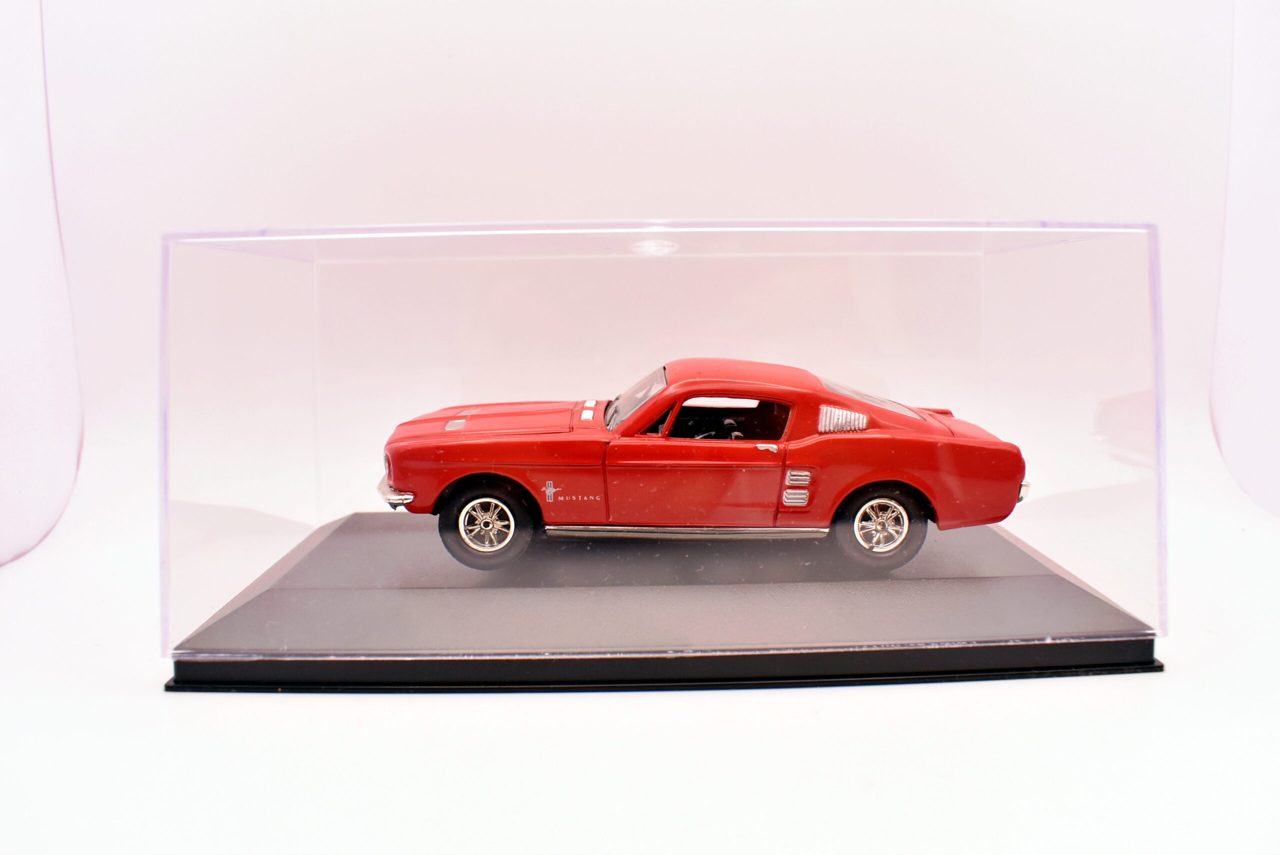Modellino auto scala 1:43 ford mustang modellismo da collezione - immagine 2