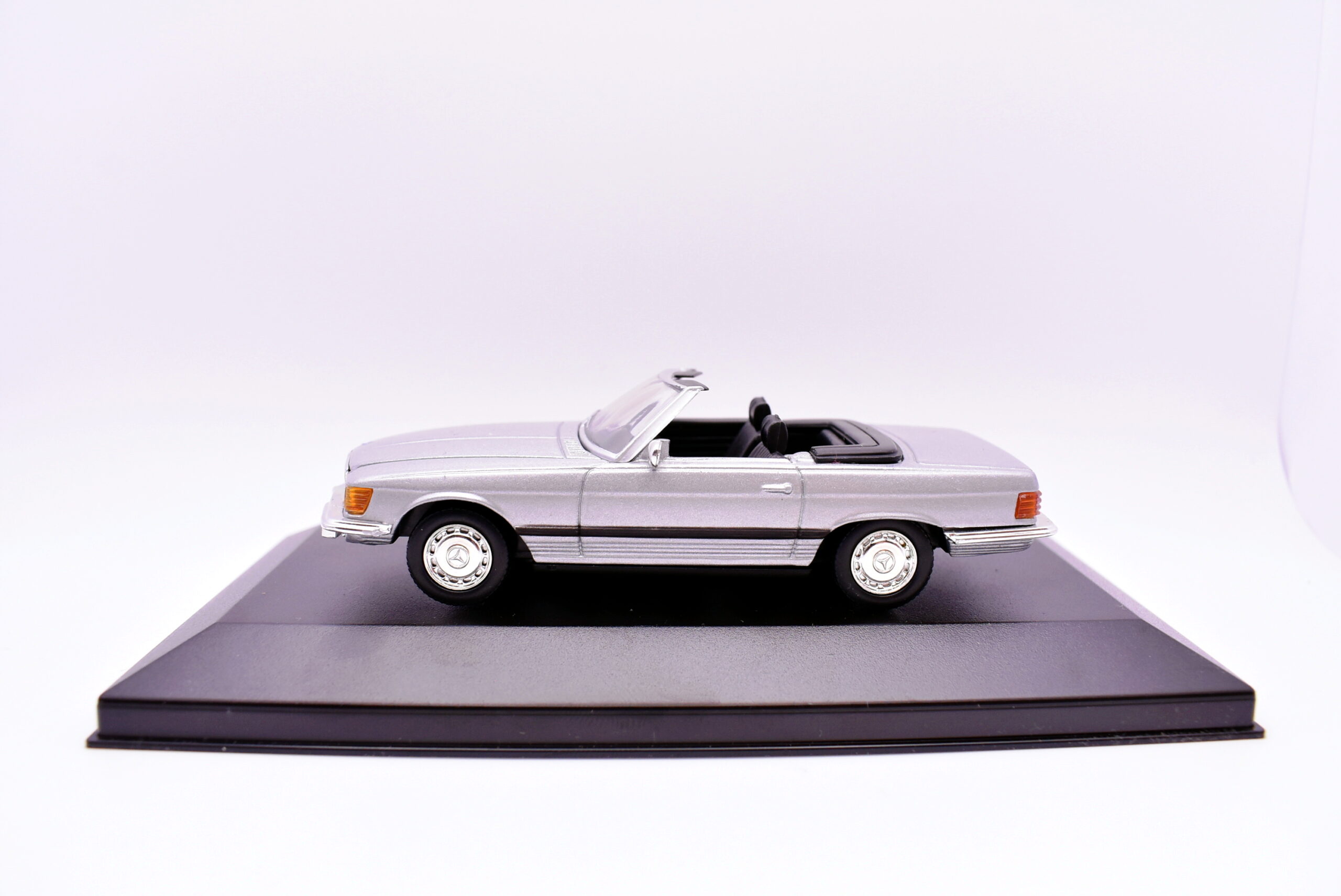 Modellino auto scala 1:43 mercedes benz 350 SL modellismo da collezione - immagine 2