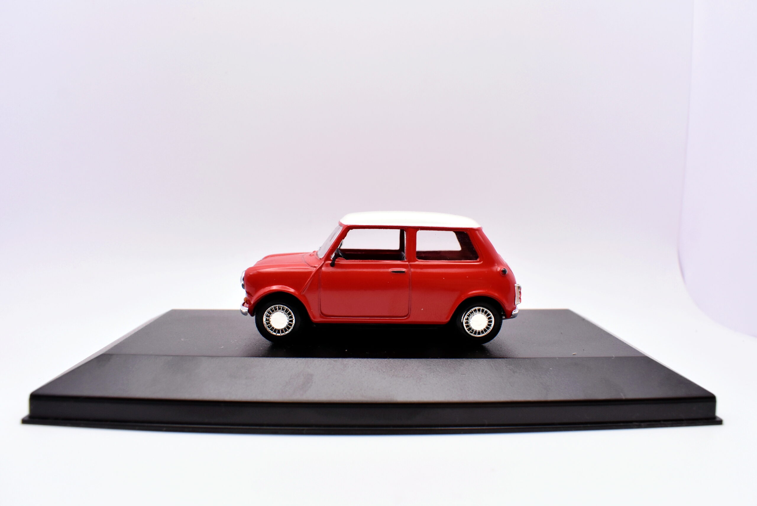 Modellino auto scala 1:43 mini cooper modellismo da collezione - immagine 2