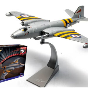 Modellini aerei Corgi ENGLISH ELECTRIC CANBERRA B.6WT370 Wg.Cdr.Paul Mallorie 1:72 modellismo