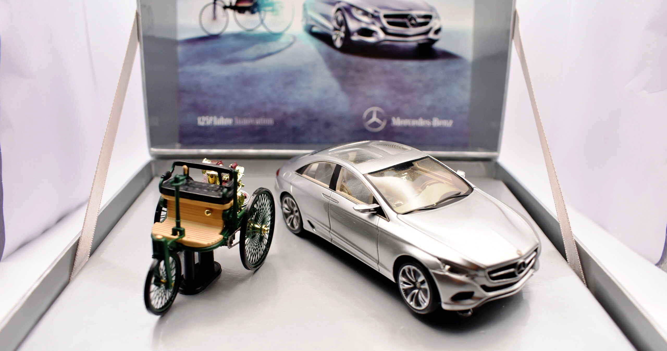 Modellino Auto Scala 1:43 mercedes benz classic selection Spark diecast modellismo statico