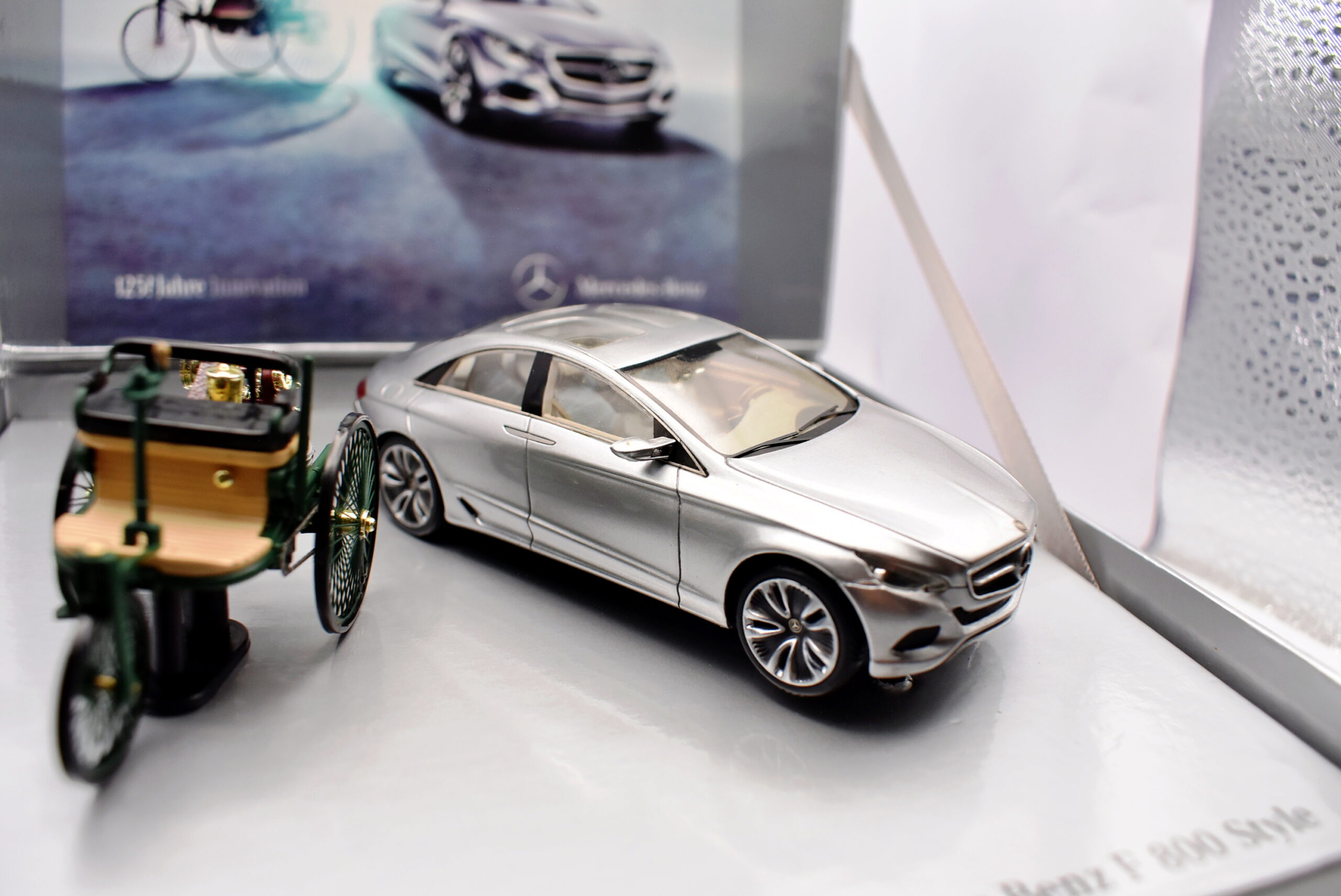 Modellino Auto Scala 1:43 mercedes benz classic selection Spark diecast modellismo statico - immagine 4