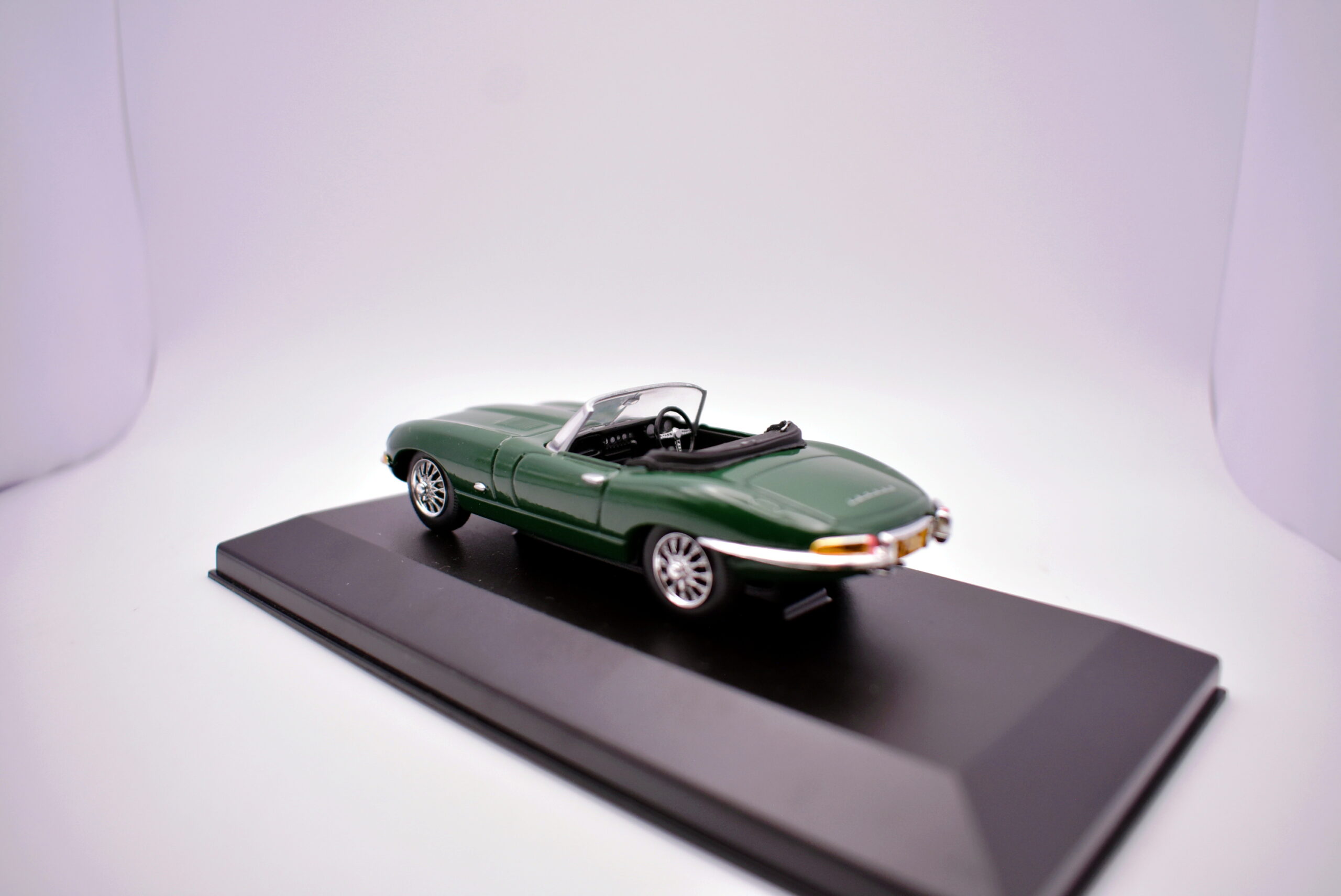 Modellino auto scala 1:43 jaguar e type modellismo da collezione - immagine 3