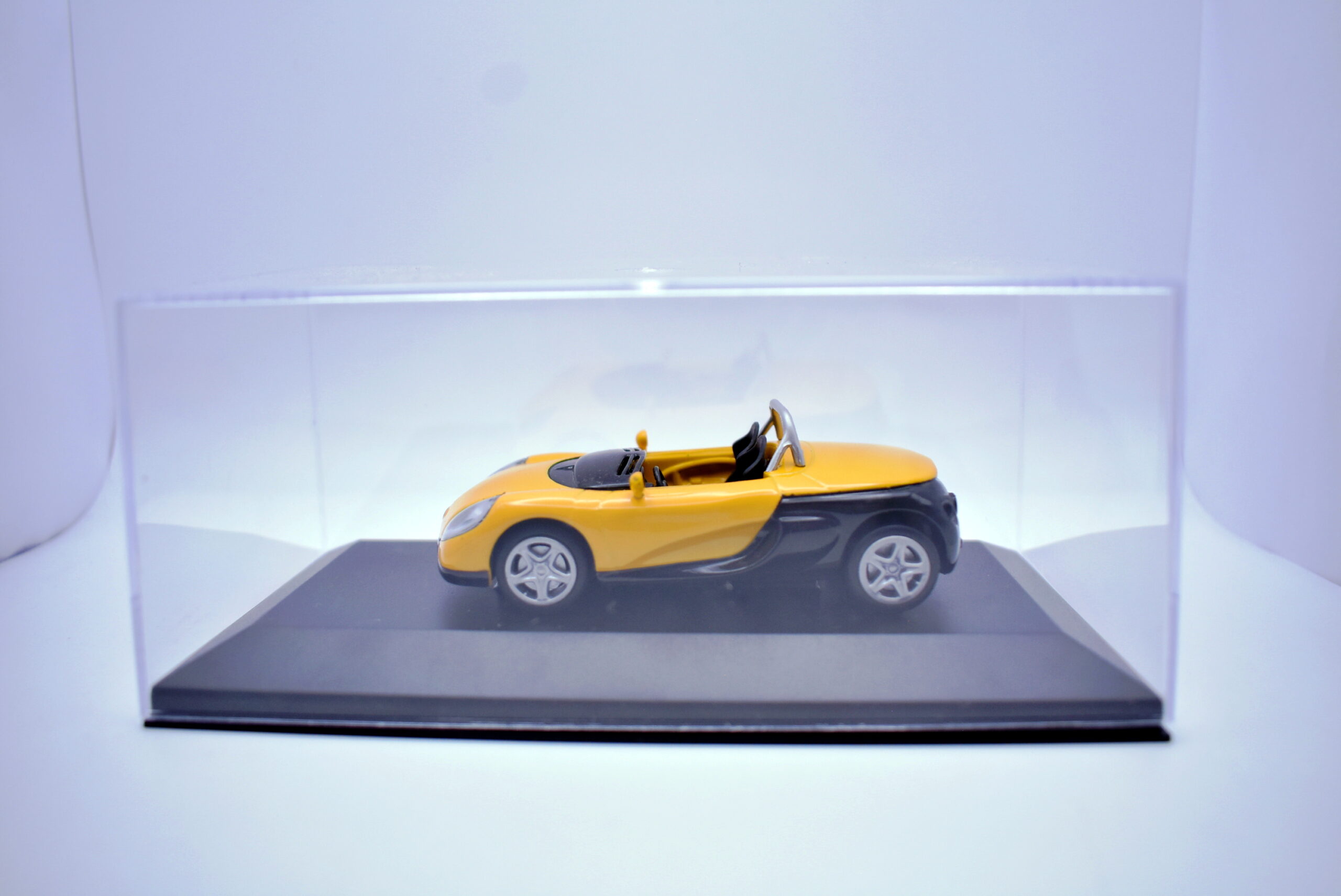 Modellino auto scala 1:43 renault spider modellismo da collezione - immagine 4