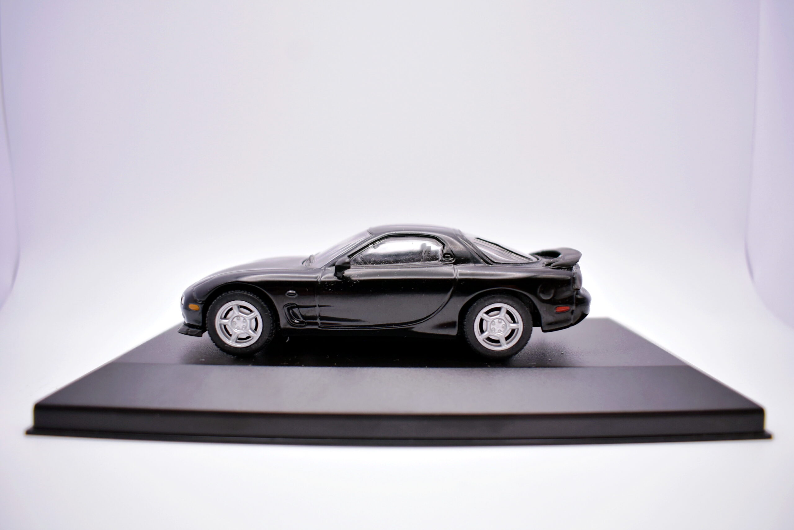Modellino auto scala 1:43 mazda RX-7 modellismo da collezione - immagine 2