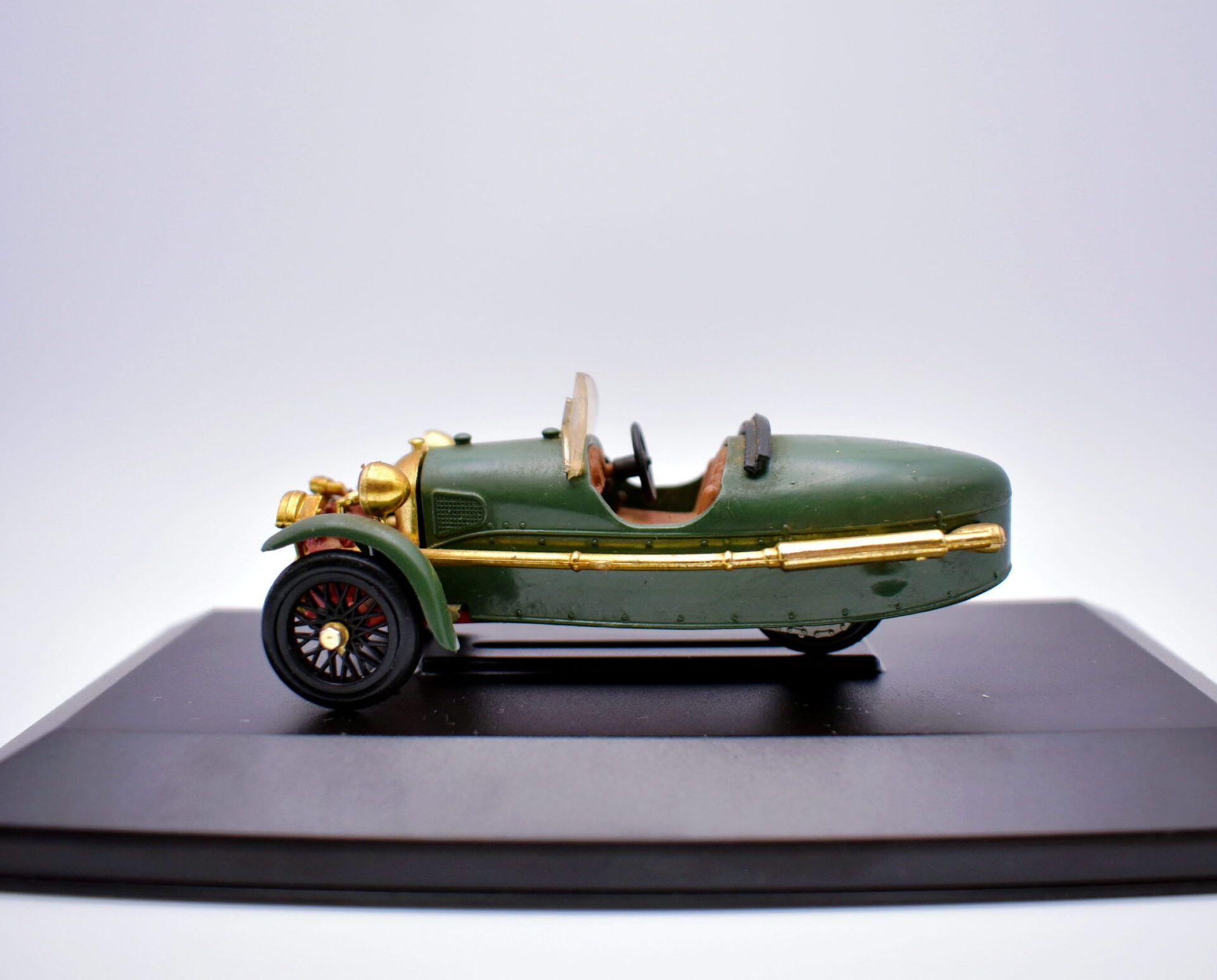 Modellino auto scala 1:43 morgan cyclear 3 wheeler brumm modellismo da collezione