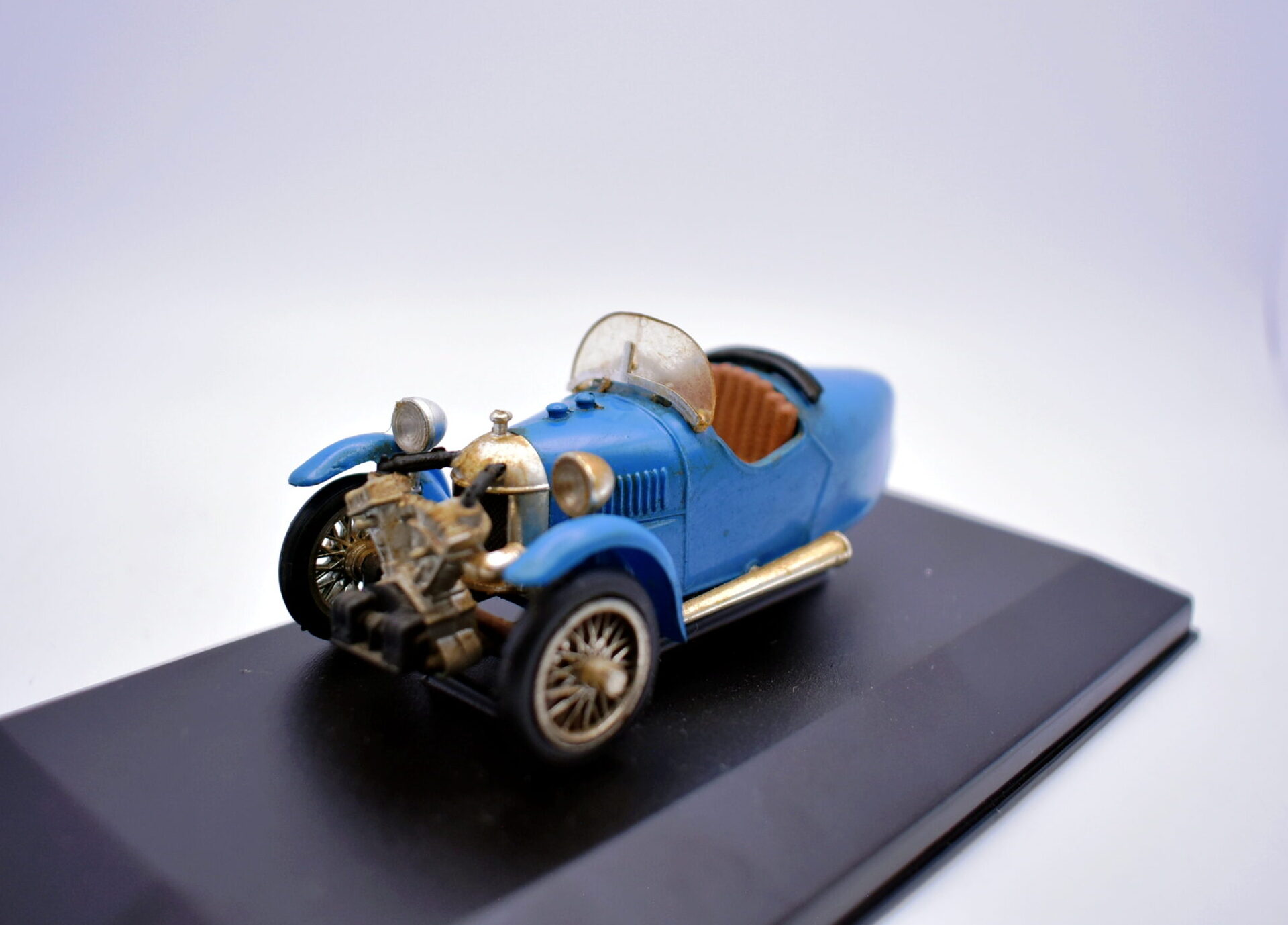 Modellino auto scala 1:43 morgan cyclear 3 wheeler brumm modellismo da collezione - immagine 2