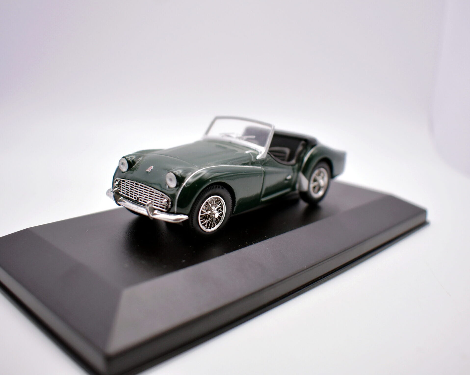 Modellino auto scala 1:43 triumph tr3 modellismo da collezione