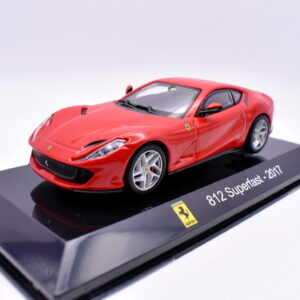 Modellino auto scala 1:43 ferrari 812 superfast diecast modellismo statico