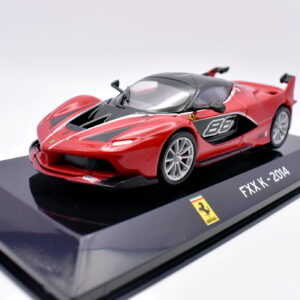 Modellino auto scala 1:43 ferrari FXX K diecast modellismo statico