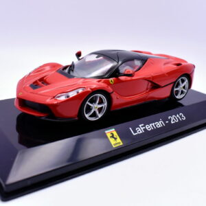 Modellino auto scala 1:43 laferrari diecast modellismo statico