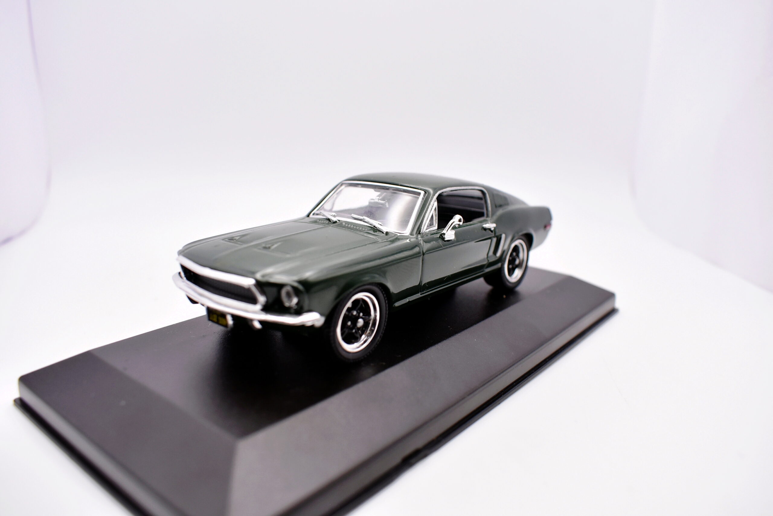 Modellini auto americane scala 1:43 ford mustang GT diecast modellismo statico - immagine 4