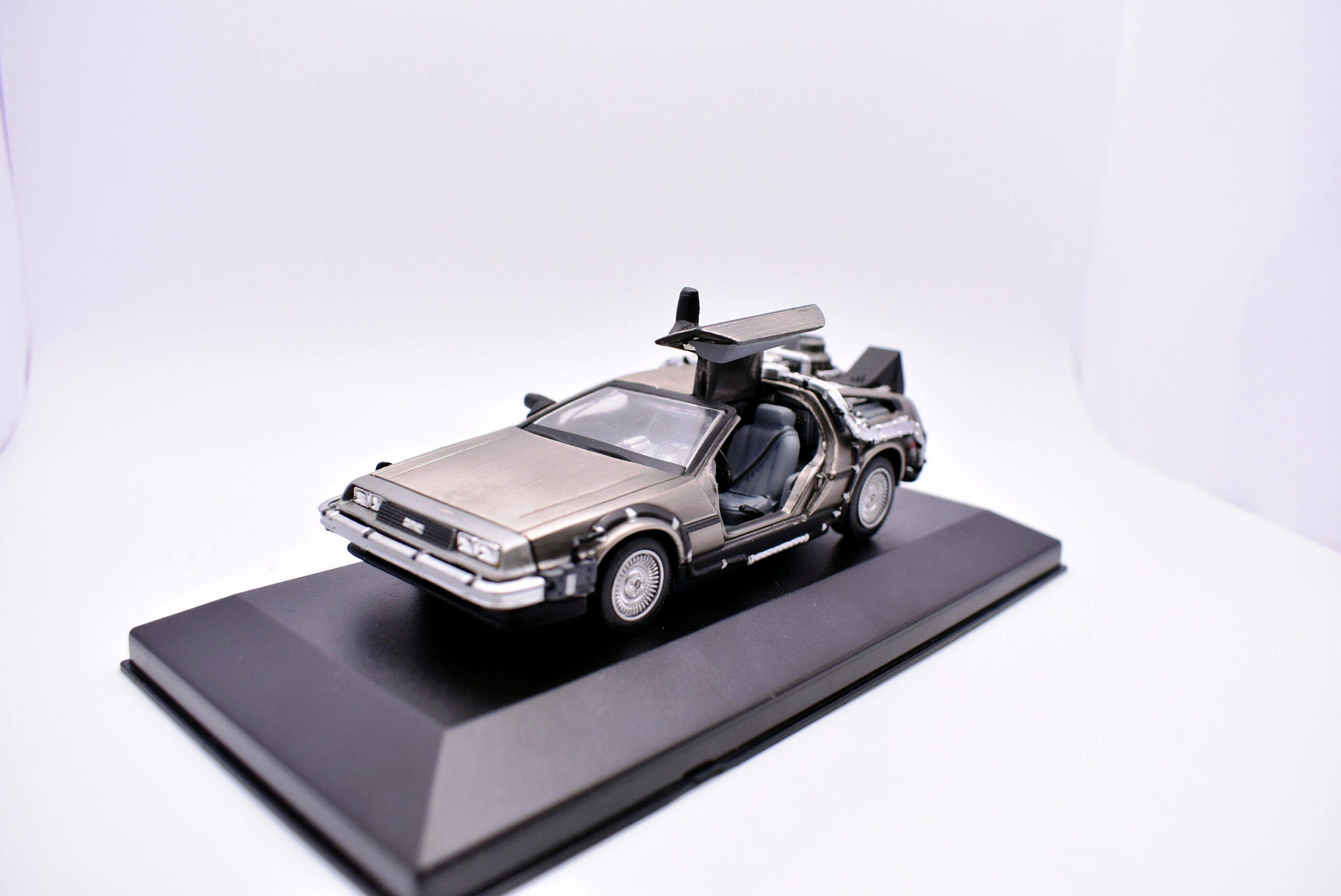 Modellino auto scala 1:43 Ritorno al futuro diecast modellismo statico - immagine 4