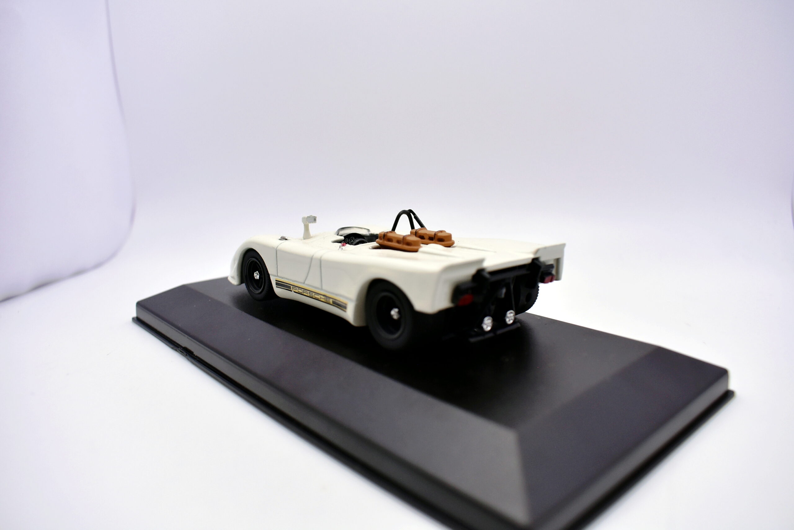 Modellino auto scala 1:43 porsche 908/02 best diecast modellismo statico - immagine 3