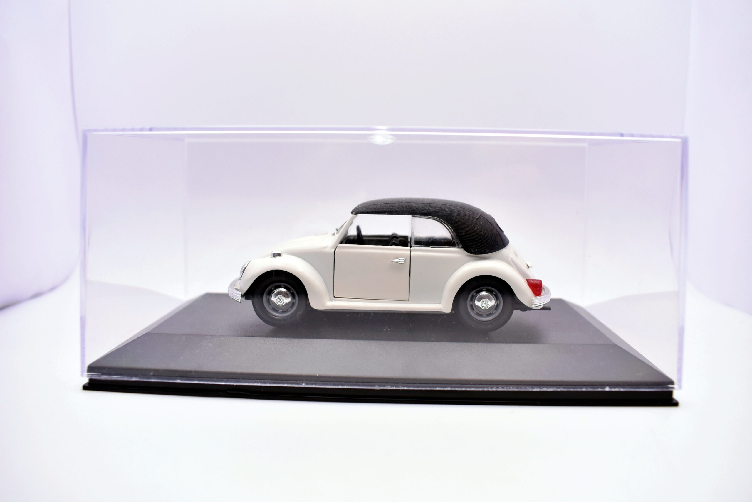 Modellino auto scala 1:43 volkswagen kafer rio diecast modellismo statico - immagine 2