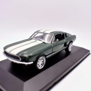 Modellino auto scala 1:43 ford mustang greenlight diecast modellismo statico