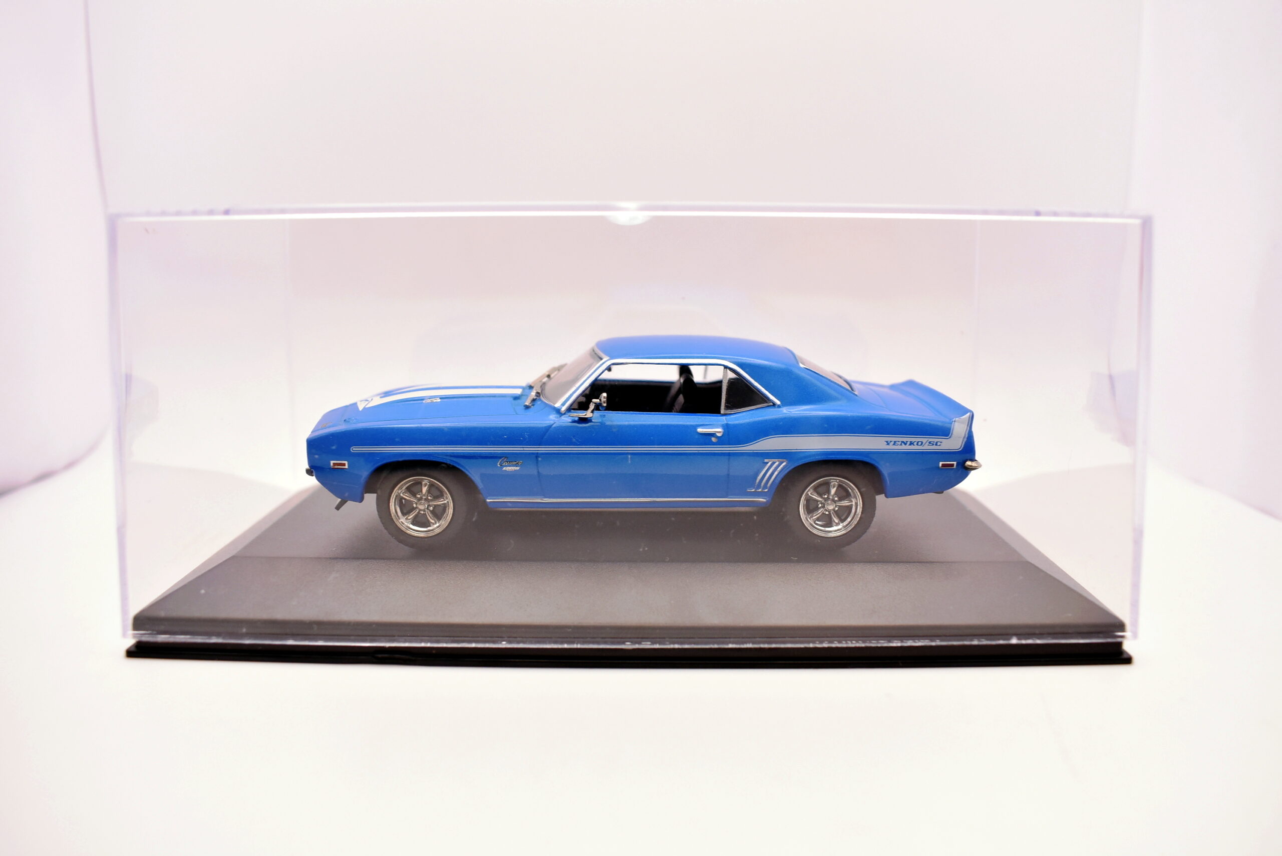 Modellino auto scala 1:43 chevrolet camaro fast and Furious diecast modellismo statico - immagine 2