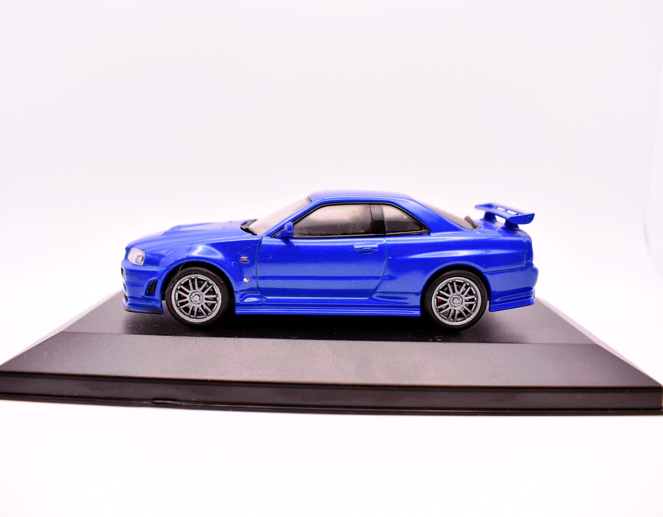Modellino auto scala 1:43 nissan skyline Fast and Furious diecast modellismo statico - immagine 4
