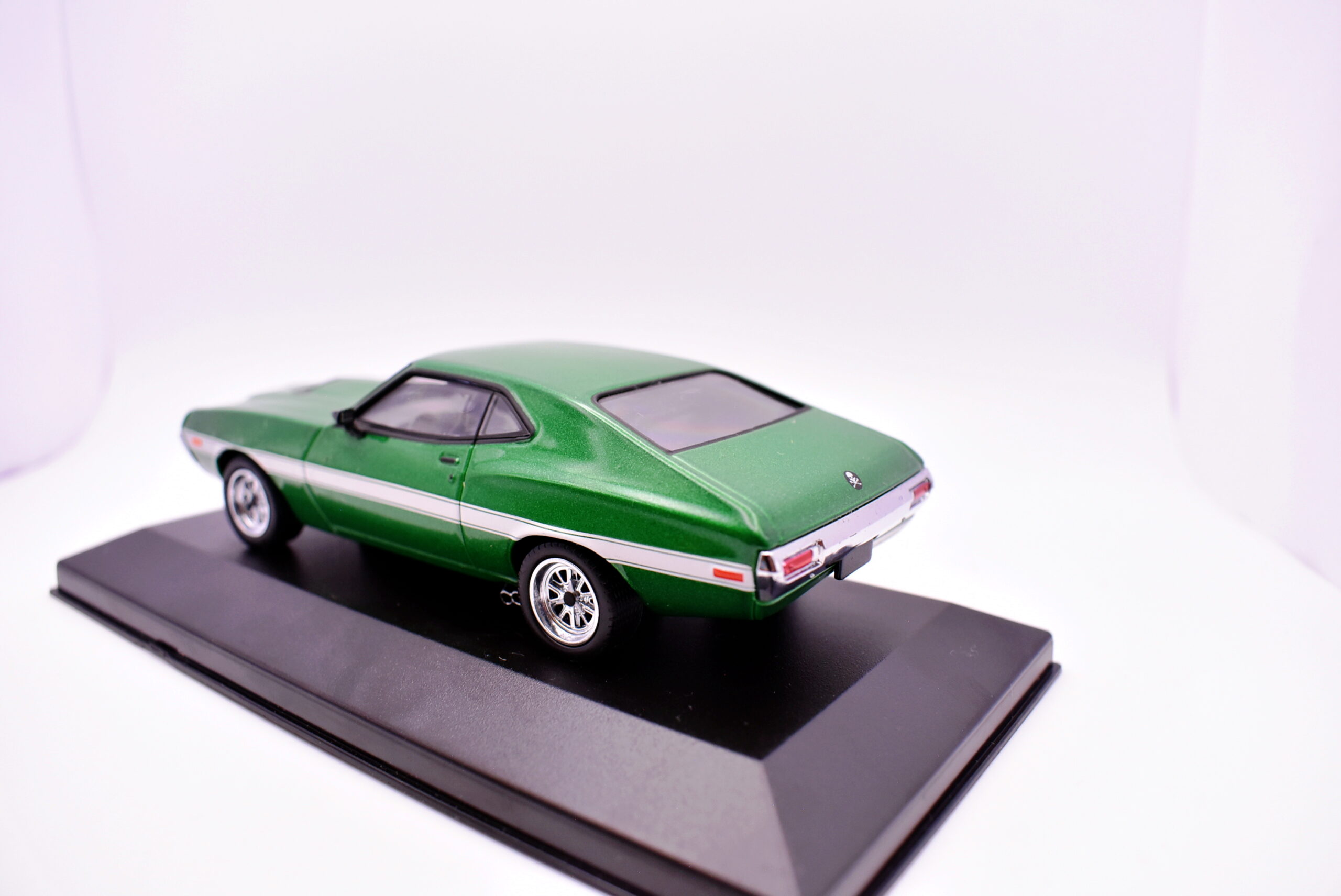 Modellino auto scala 1:43 ford torino greenlight diecast modellismo statico - immagine 3