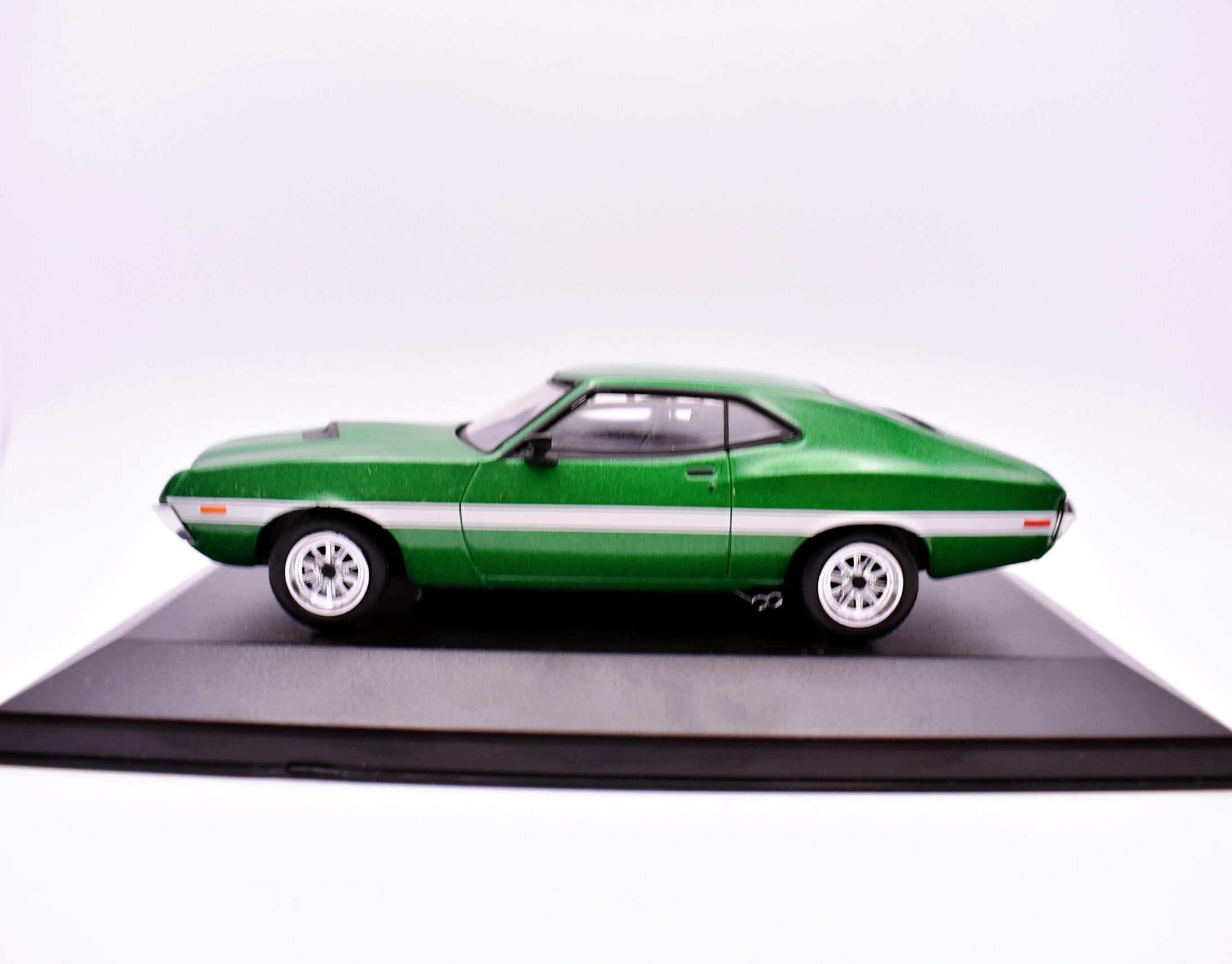 Modellino auto scala 1:43 ford torino greenlight diecast modellismo statico - immagine 4