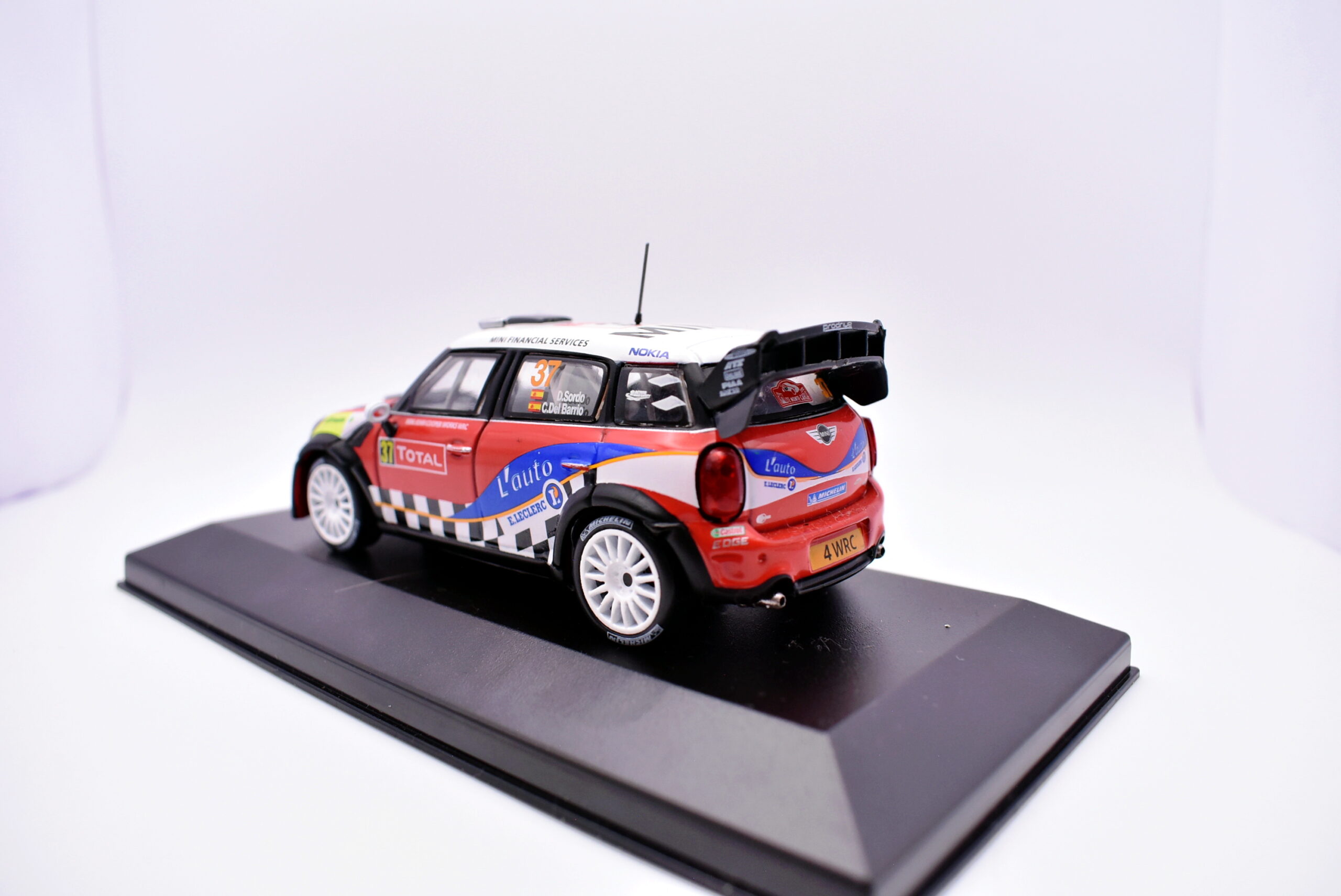 Modellino auto rally scala 1:43 mini cooper diecast modellismo statico - immagine 3